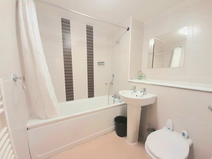 2 Bedroom Apartment To Rent In Staverton Grove, Broughton, MK10