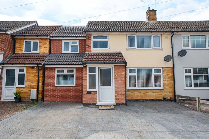 4 Bedroom Semi-Detached House For Sale In Brixham Drive, West Knighton, Leicester, LE2