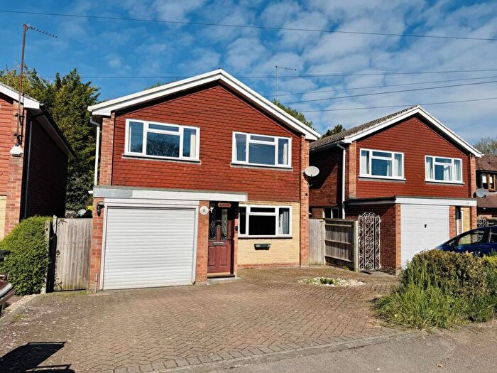 4 Bedroom Detached House For Sale In West End, Cholsey, OX10