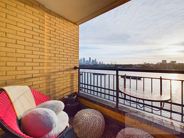 1 Bedroom Flat To Rent In Wapping, London, E1W