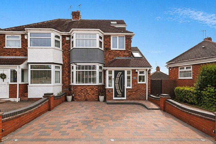 4 Bedroom Semi Detached House For Sale In Ridgacre Lane, Quinton, Birmingham, B32