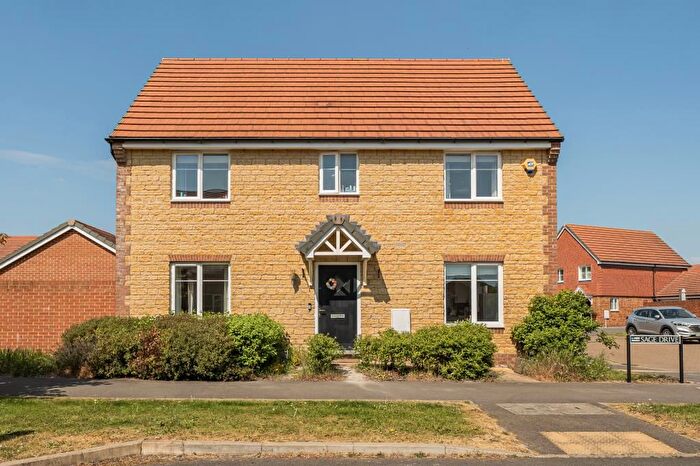 4 Bedroom Detached House To Rent In Sage Drive, Didcot, OX11