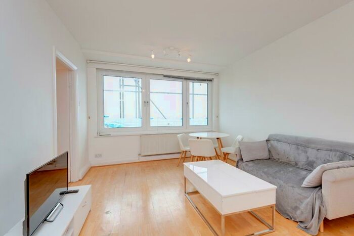 1 Bedroom Flat To Rent In Lords View, St John's Wood Road, NW8