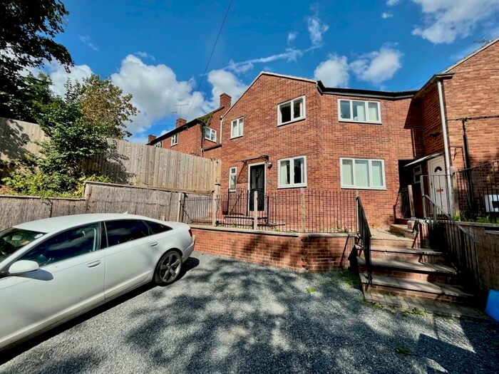 3 Bedroom Detached House To Rent In St Nicholas Terrace, Radford Semele, CV31