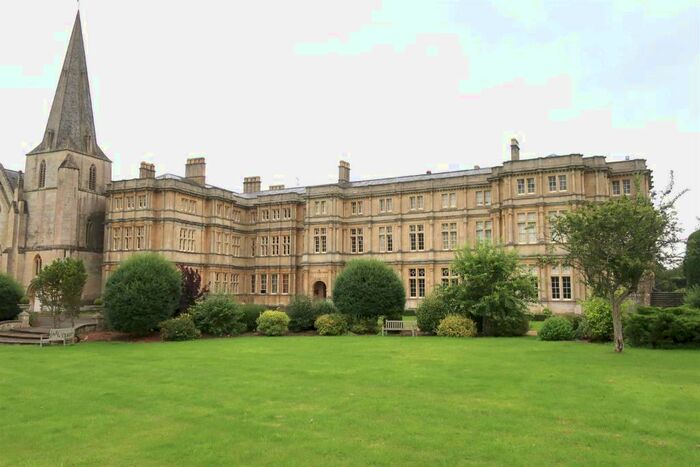 1 Bedroom Flat To Rent In Sherborne, GL54