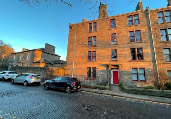 1 Bedroom Flat To Rent In Flat E, 50 Roseangle, Dundee DD1