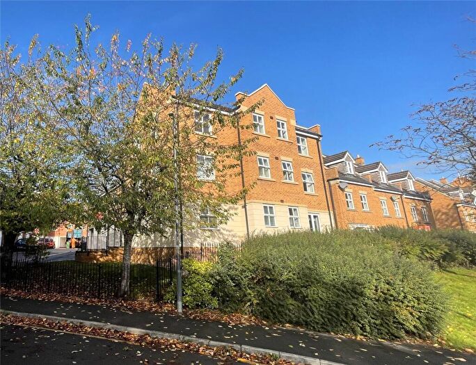 2 Bedroom Flat For Sale In Jellicoe Avenue, Stoke Park, Bristol, BS16