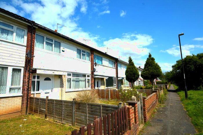 3 Bedroom Terraced House To Rent In Humber Way, Slough, Berkshire, SL3
