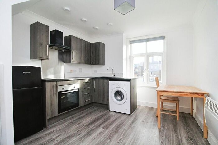 1 Bedroom Maisonette To Rent In London Road, Southampton, SO15