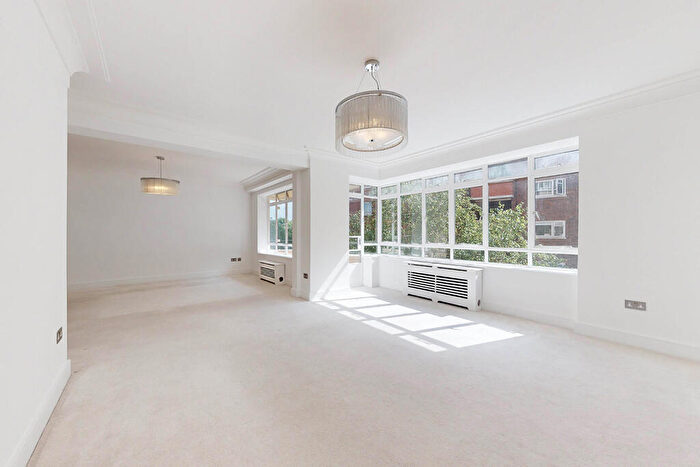 3 Bedroom Apartment For Sale In Viceroy Court, Prince Albert Road, St Johns Wood, London, NW8