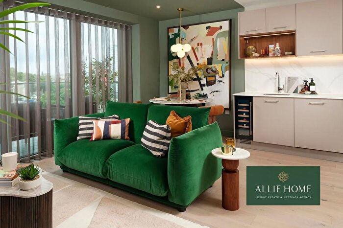 1 Bedroom Flat For Sale In Duke Of Wellington Ave, London, SE18