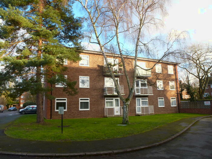 2 Bedroom Flat To Rent In Southcote Road, Reading, RG30