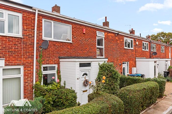 3 Bedroom Terraced House For Sale In Woodcroft, Harlow, CM18