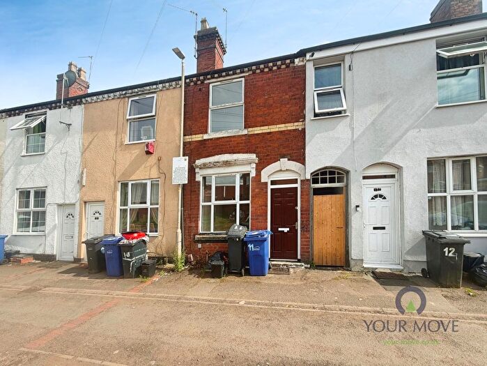 3 Bedroom Terraced House To Rent In Edward Street, Dudley, West Midlands, DY1