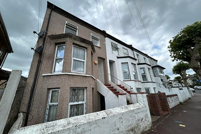 1 Bedroom Property To Rent In Bedroom Property In Southend On Sea, SS1