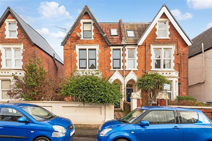 2 Bedroom Flat For Sale In St. Ursula Grove, Southsea, PO5