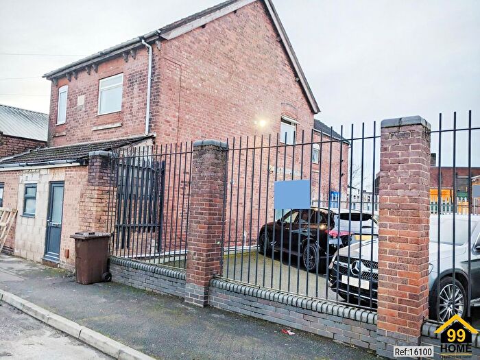 4 Bedroom Detached House To Rent In Williamson Street, Wolverhampton, West Midlands, WV3