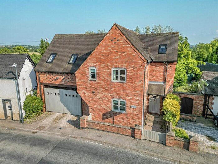 3 Bedroom Detached House For Sale In Main Road, Ansty - Re- Available, CV7