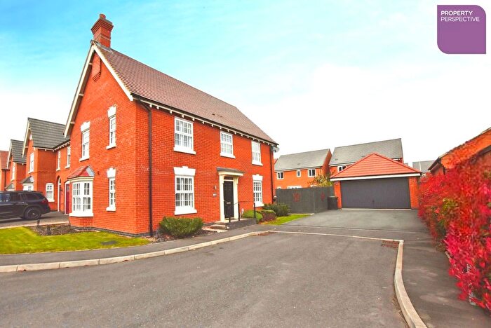 4 Bedroom Detached House For Sale In Gilliflower Way, Nuneaton, CV11