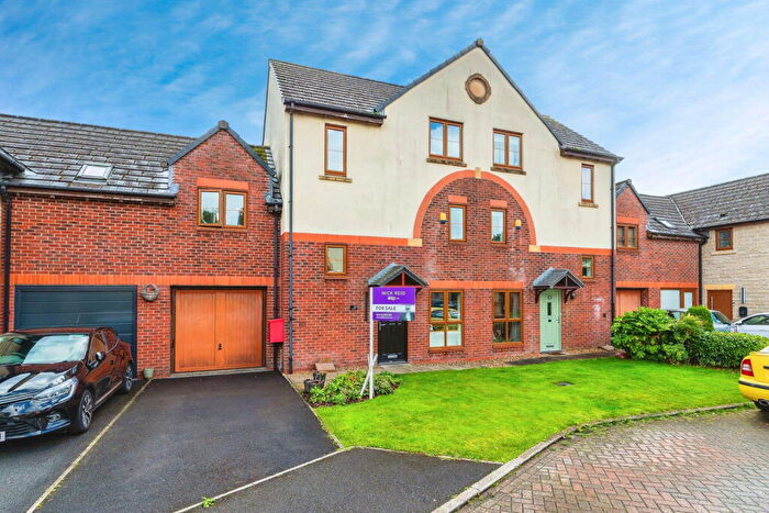 3 Bedroom Town House For Sale In Salisbury Avenue, Grimsargh, Preston, PR2