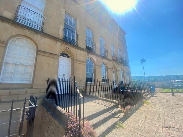 1 Bedroom Flat To Rent In Johnstone Street, BA2