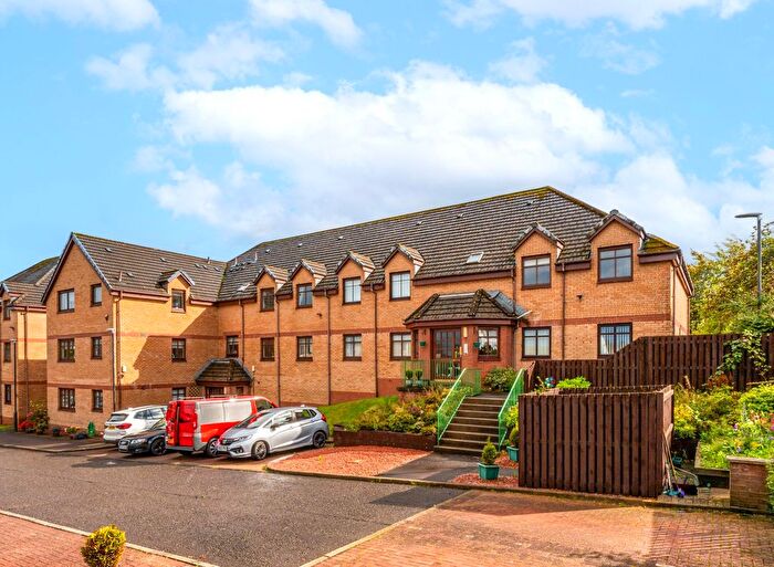 2 Bedroom Flat For Sale In Ashbrae Gardens, Stirling, FK7