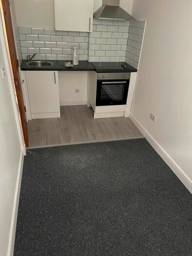 1 Bedroom Flat To Rent In Jonas Nicholas Square, Southampton, SO14