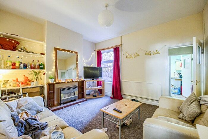 5 Bedroom Terraced House To Rent In Tiverton Road, Selly Oak, Birmingham, B29