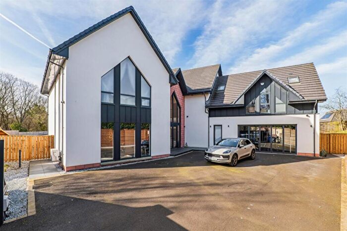 6 Bedroom House For Sale In Silverwood Gate, Bothwell, Glasgow, G71