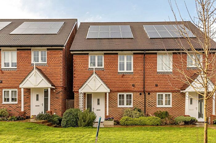 3 Bedroom Semi-Detached House To Rent In Hawthorn Way, Billingshurst, West Sussex, RH14