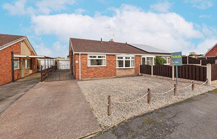 2 Bedroom Semi-Detached Bungalow For Sale In Lodge Place, Inkersall, Chesterfield, S43