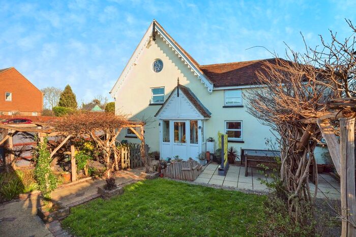 2 Bedroom End Of Terrace House For Sale In London Road, Hurst Green, Etchingham, East Sussex, TN19