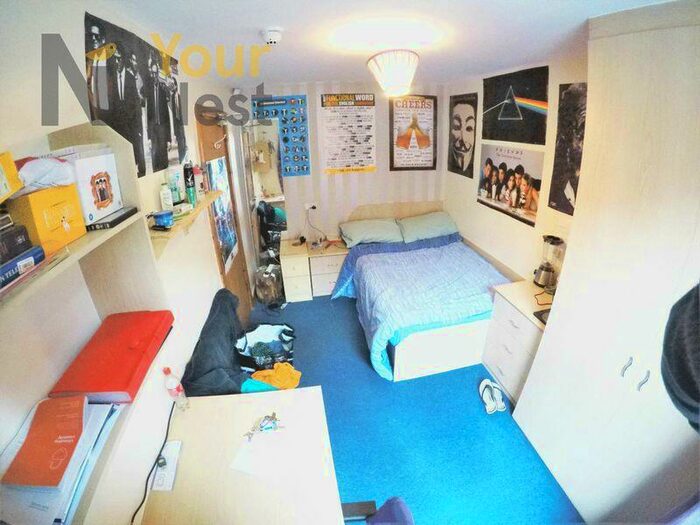 5 Bedroom Terraced House To Rent In Beamsley Mount, Hyde Park, LS6