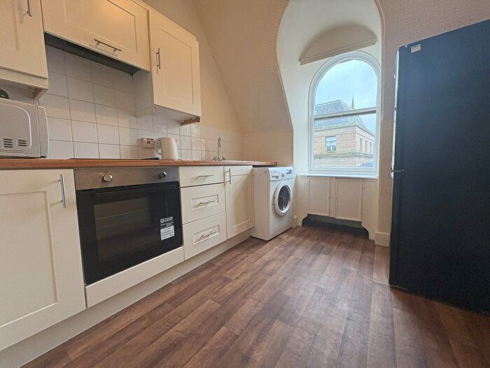 2 Bedroom Flat To Rent In Crichton Street, Dundee, DD1