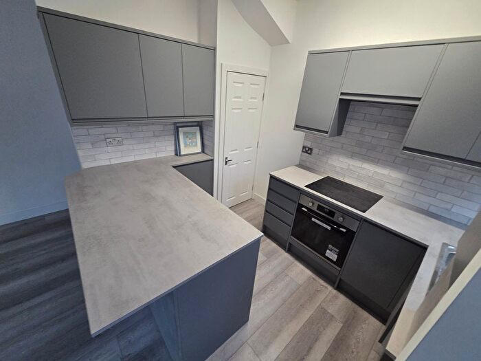 3 Bedroom Terraced House To Rent In Graham Grove, Leeds, LS4