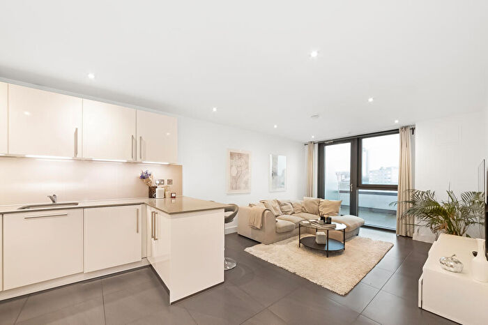 2 Bedroom Flat To Rent In Wick Tower, Woolwich, SE18