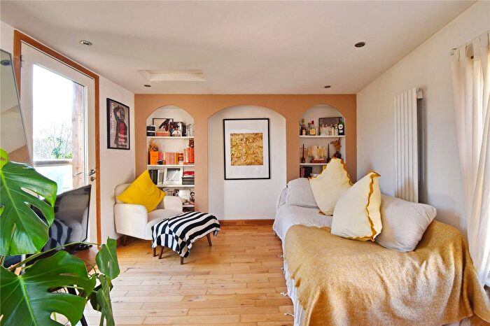 2 Bedroom End Terrace House To Rent In Kensington Road, Redland, Bristol, Somerset, BS6