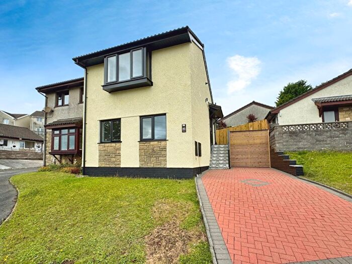 2 Bedroom Semi-Detached House For Sale In Bay View Gardens, Skewen, Neath, SA10