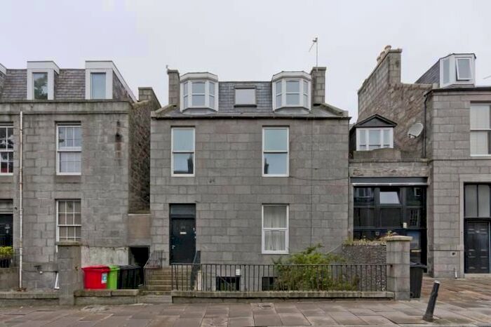 1 Bedroom Flat To Rent In Crown Street, Aberdeen, AB11