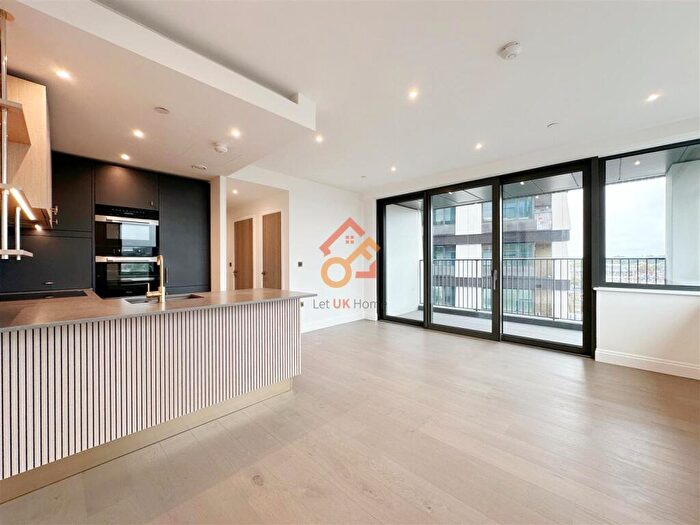 1 Bedroom Flat To Rent In Lansdowne House, Engine House Way, London, NW1