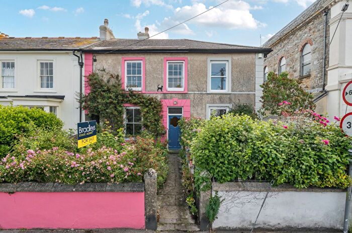 3 Bedroom Terraced House For Sale In Chapel Terrace, Hayle, Cornwall, TR27