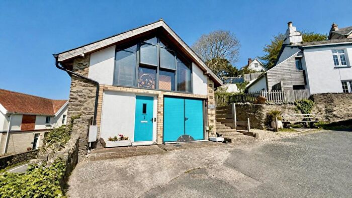 2 Bedroom Detached House For Sale In East Hill, Braunton, EX33