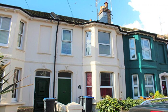 2 Bedroom Flat To Rent In Eriswell Road, Worthing, BN11