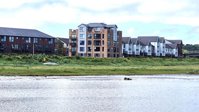 2 Bedroom Apartment For Sale In Taw Wharf, Barnstaple, EX31