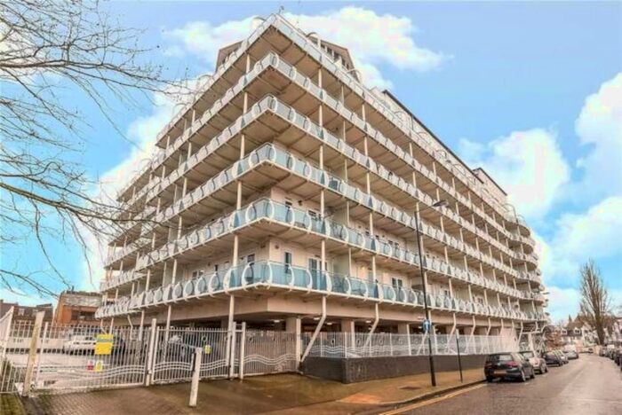 2 Bedroom Flat To Rent In Lyon Road, HA1