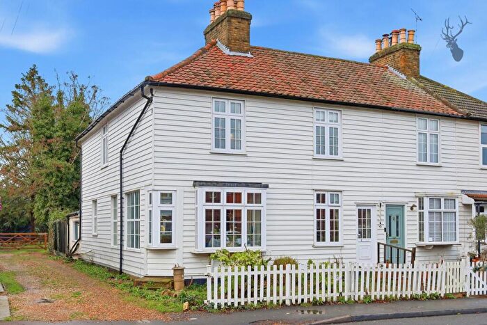 3 Bedroom End Of Terrace House For Sale In Lambourne Road, Chigwell, IG7