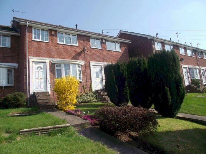 3 Bedroom Terraced House To Rent In Featherstone Close, Gedling, Nottingham, NG4