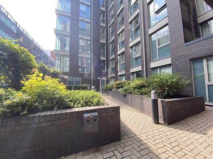 3 Bedroom Flat To Rent In Mappin Street, Sheffield, S1