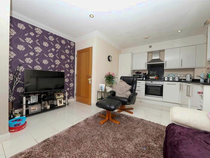 2 Bedroom Semi-Detached House To Rent In Warrender Way, Ruislip HA4