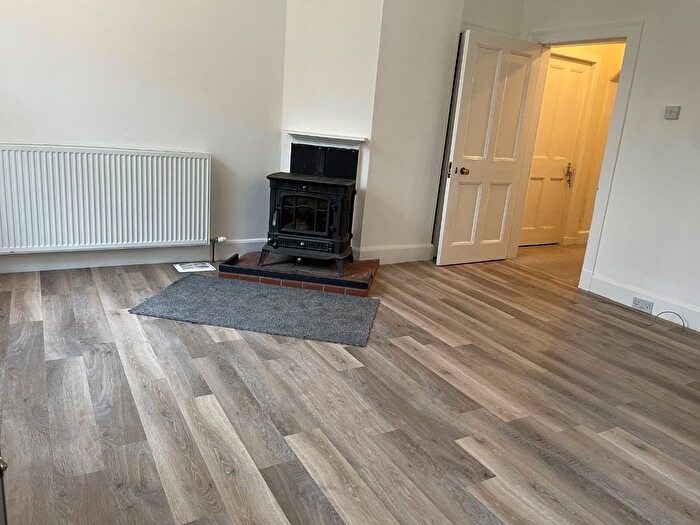 4 Bedroom Flat To Rent In Perth, PH2